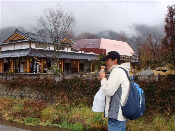 湯布院_草莓冰淇淋02