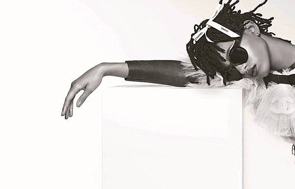 CHANEL Eyewear FW 2016-17 ad campaign picture by Karl Lagerf.jpg CHANEL Eyewear FW 2016-17 ad campaign picture by Karl Lagerf.jpg