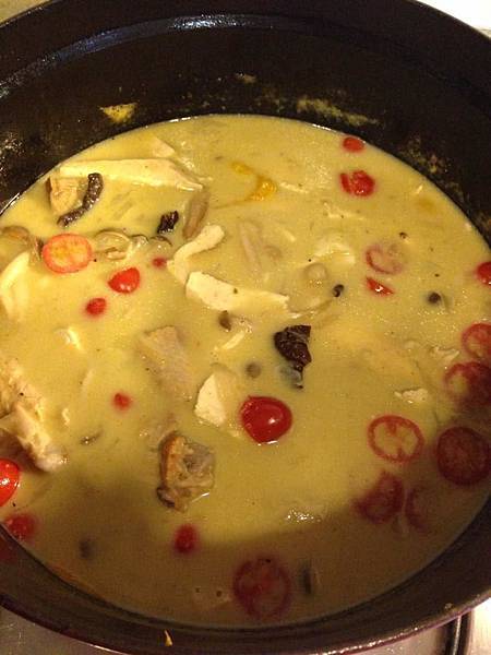 12791_588558201290911_5310040782284766540_n