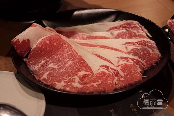 台南老城門洞重慶麻辣火鍋 台南老城門洞重慶麻辣火鍋