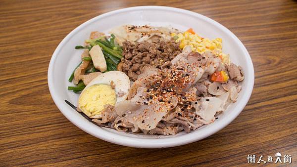 7-3【品禾臭臭鍋 火鍋麵】招牌菜:燒肉特餐60.jpg 7-3【品禾臭臭鍋 火鍋麵】招牌菜:燒肉特餐60.jpg