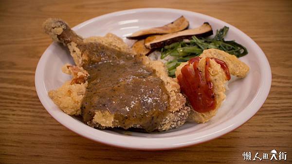 8-3【品香簡餐】招牌菜:超級大雞排(黑胡椒)80.jpg 8-3【品香簡餐】招牌菜:超級大雞排(黑胡椒)80.jpg