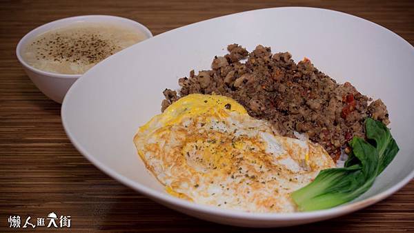 13-4【辣媽創意廚房】招牌菜:態勢打拋豬肉拌飯60.jpg 13-4【辣媽創意廚房】招牌菜:態勢打拋豬肉拌飯60.jpg