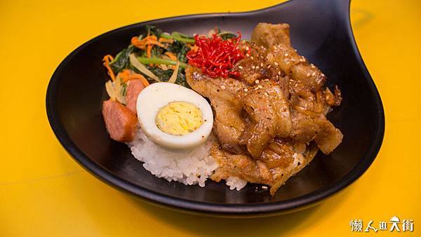 2-4【Q貓食堂】招牌菜:特製燒肉便當60.jpg 2-4【Q貓食堂】招牌菜:特製燒肉便當60.jpg