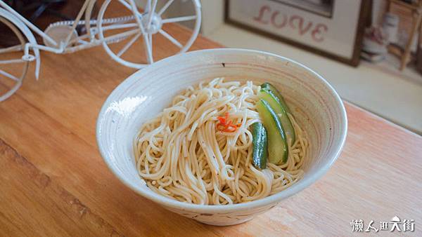 11-3【阿梁の店】招牌:招牌拌麵+紅茶or綠茶 90.jpg 11-3【阿梁の店】招牌:招牌拌麵+紅茶or綠茶 90.jpg