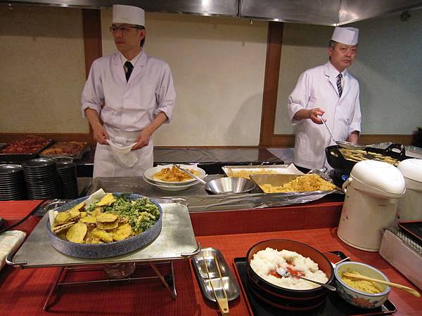 平成館溫泉飯店