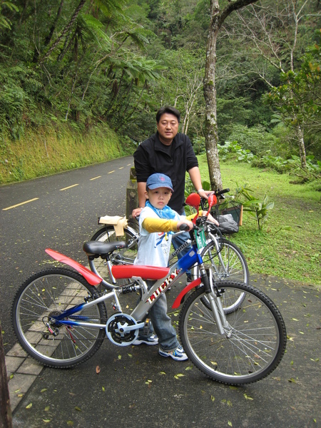 鯉魚潭自行車步道