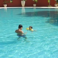 Day 5:蘭卡威某Resort Swimming Pool。