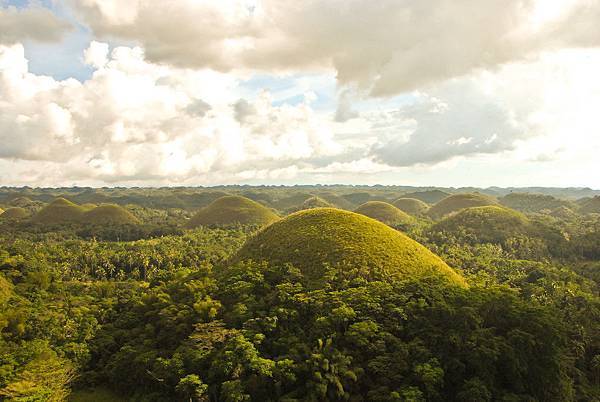 Chocolate Hills.jpg