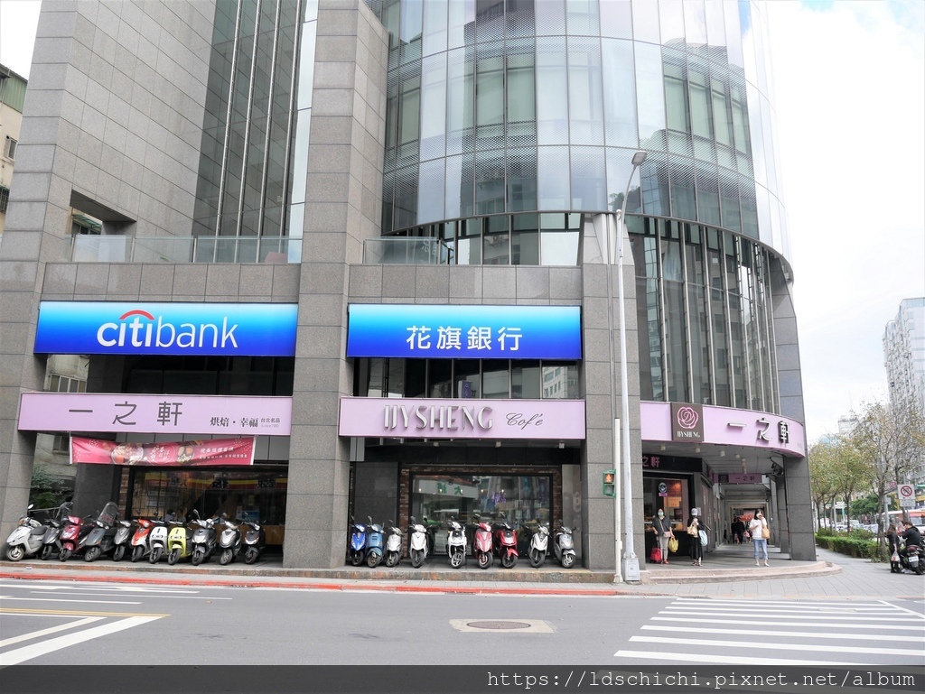 P1110690.JPG P1110690.JPG