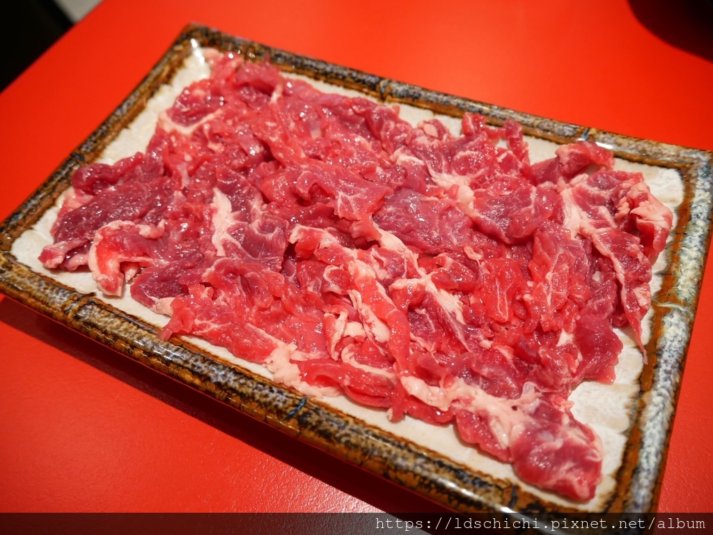 【台北美食】通化夜市美食推薦『壹直串麻辣鴛鴦』-高CP值串串