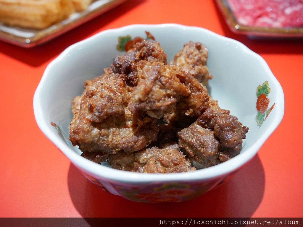 【台北美食】通化夜市美食推薦『壹直串麻辣鴛鴦』-高CP值串串