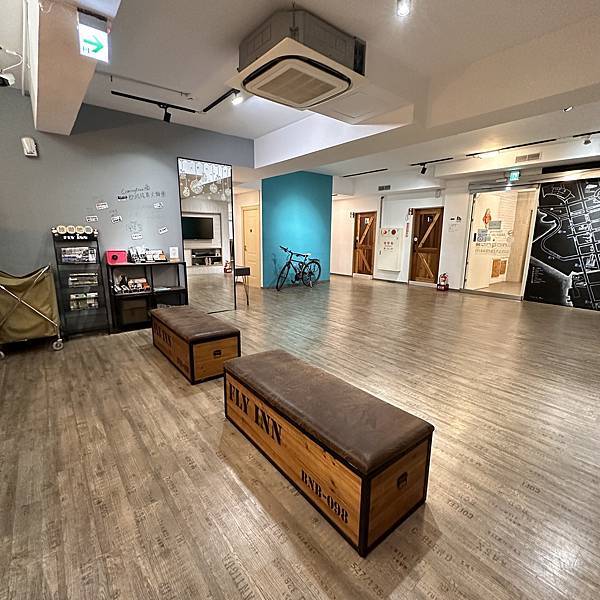 【高雄青旅推薦】飛行家青年旅館/浴室超大/近捷運三多商圈站