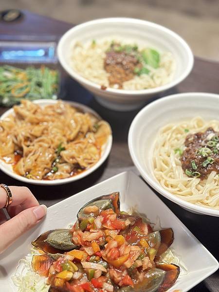 【花蓮美食】老八味乾拌麵/花蓮必吃/在地人推薦