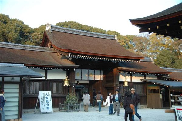 下鴨神社-本殿外.jpg