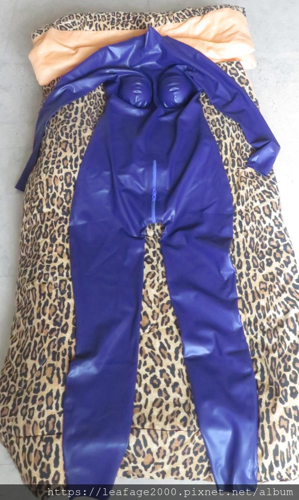 IMG_0346_conew1.JPG IMG_0346_conew1.JPG