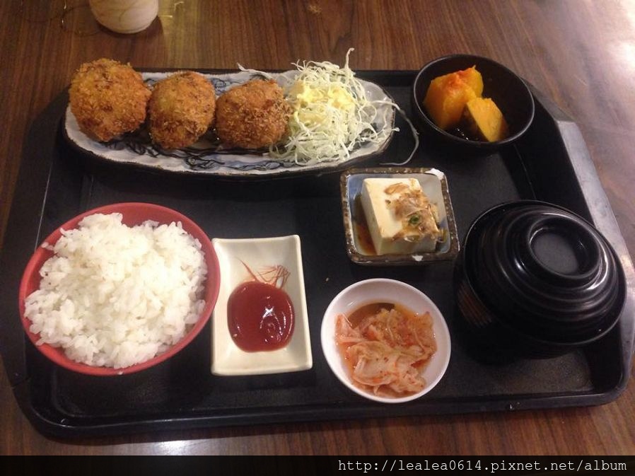 【食記】【高雄-苓雅】小小麥中山店。大推麻奶明太子烏龍拌麵。