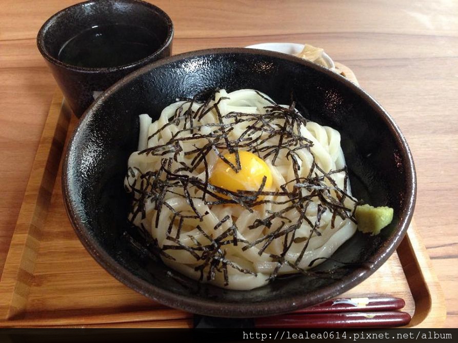 【食記】【高雄-苓雅】小小麥中山店。大推麻奶明太子烏龍拌麵。