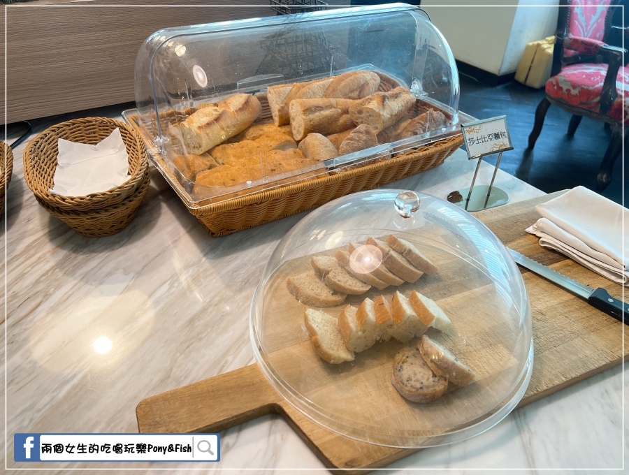 【食記】【高雄-前金】新國際西餐廳 CP值超高的商業午餐 【食記】【高雄-前金】新國際西餐廳 CP值超高的商業午餐