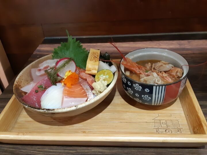 7-暮漁町生魚片海鮮丼專賣店綜合海鮮丼(調整).jpg