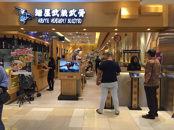 IMG_2660.jpg IMG_2660.jpg