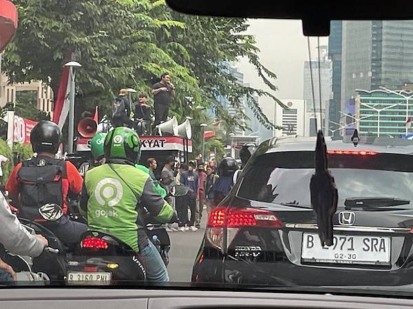 2025 雅加達0828 抗議事件 碎念(真的很多碎念 慎入 2025 雅加達0828 抗議事件 碎念(真的很多碎念 慎入