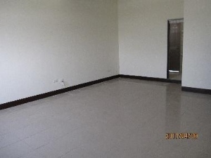 b8.jpg b8.jpg