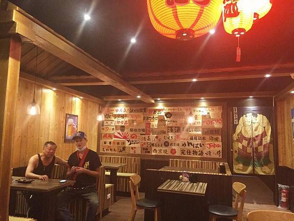 11714398_1116985691657163_1652081648_n