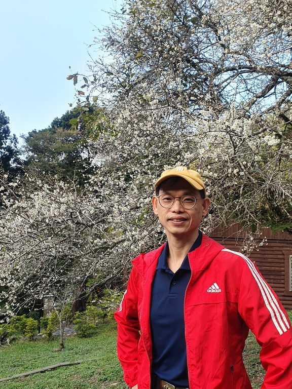 日月潭一月雪深冬臘月花盛開！