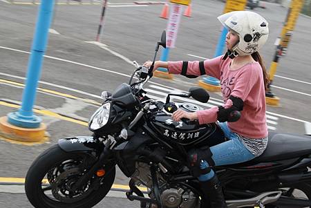 台中大型重型機車 原車原地考照 124期考照追焦攝影