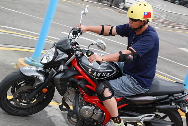 台中大型重型機車 原車原地考照 138期考照追焦攝影