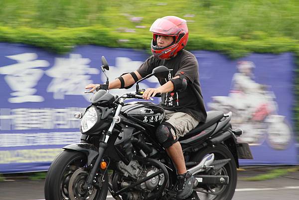 台中大型重型機車 原車原地考照 139期考照追焦攝影