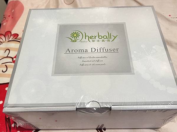 【herbally草本真情】聖誕樹精油擴香儀好有情調讓大家 【herbally草本真情】聖誕樹精油擴香儀好有情調讓大家