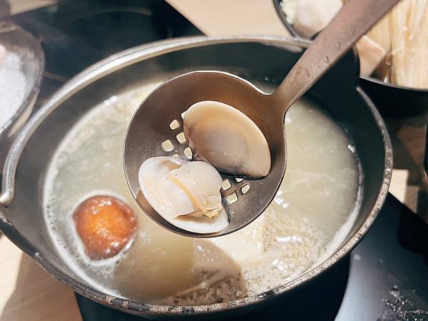 海鮮控一定不能錯過的超美味火鍋-海牧鍋物四號公園店 海鮮控一定不能錯過的超美味火鍋-海牧鍋物四號公園店