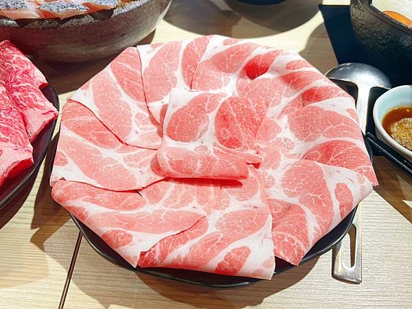 海鮮控一定不能錯過的超美味火鍋-海牧鍋物四號公園店 海鮮控一定不能錯過的超美味火鍋-海牧鍋物四號公園店