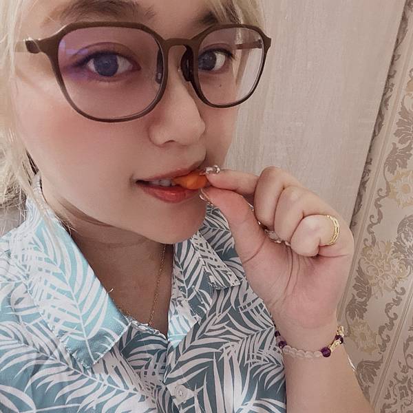 【笛頌小精靈美國專利金盞花游離型葉黃素】把眼睛保健變成每天的 【笛頌小精靈美國專利金盞花游離型葉黃素】把眼睛保健變成每天的