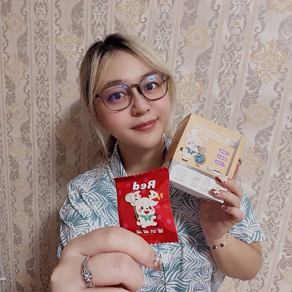 【笛頌小精靈美國專利金盞花游離型葉黃素】把眼睛保健變成每天的 【笛頌小精靈美國專利金盞花游離型葉黃素】把眼睛保健變成每天的