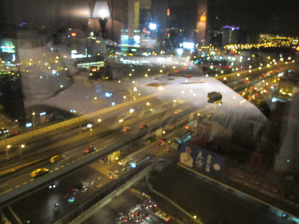 (45) 从君品望出去的夜景 Taipei Night Scene - From Hotel Window.JPG