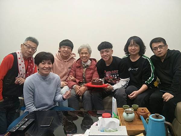 慶祝媽媽81歲生日