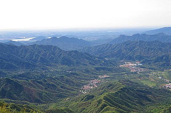 22 遠眺箭扣村及密雲水庫