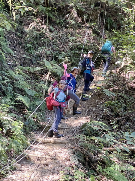 20221005 民都有山縱走西高橋山下石鹿古道