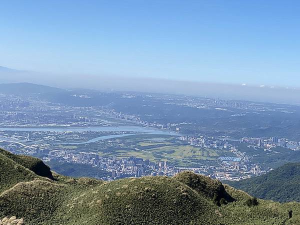 20231104 臺北大縱走第三段，小油坑－風櫃口（芒花季）