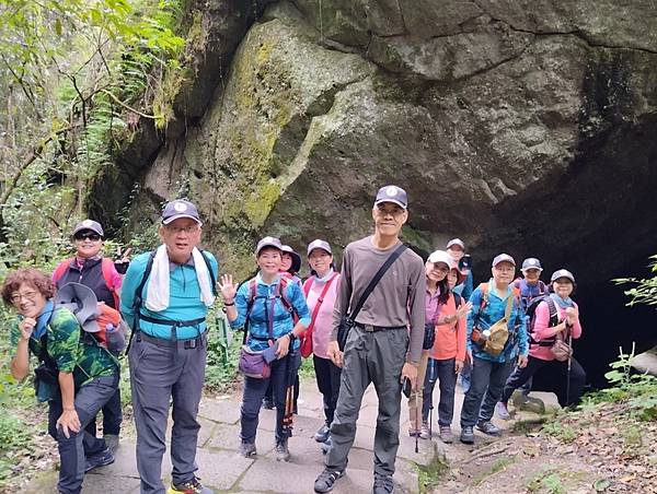 20231026 小三通八閩山海遊10：武夷山，九曲溪竹筏漂