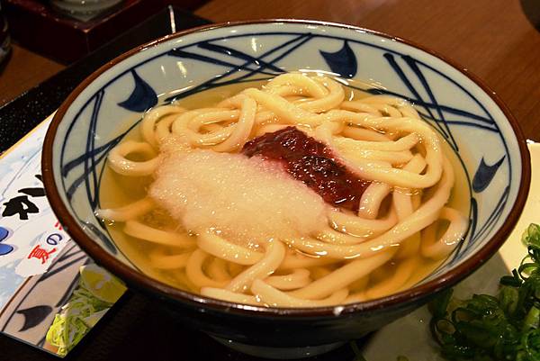 夏日限定的梅子涼麵 清爽彈牙~