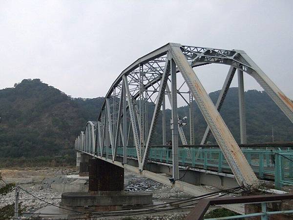 后豐鐵馬道的花樑鋼橋 - 在上頭騎車很過癮..