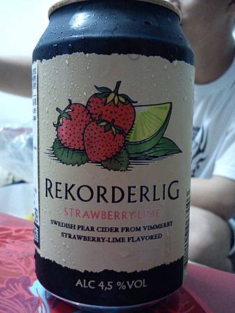 連鎖-7-11-瑞典雷柯德草莓萊姆水果酒
