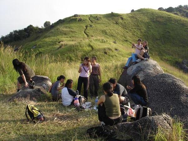 难得休假，野餐最实际