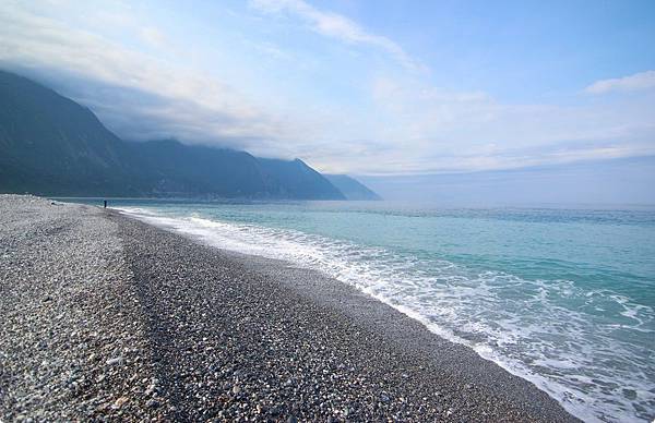 花蓮曼波海灘 花蓮曼波海灘.jpg