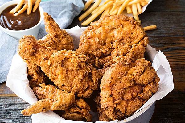 油炸食物 fast-food-fried-chicken-108893-1.jpeg