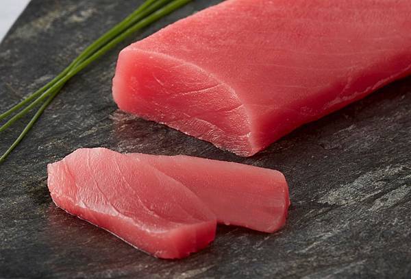 鮪魚 Yellowfin Tuna Saku - High Quality.jpg